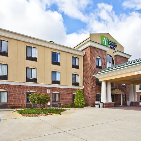 Holiday Inn Express Hotel & Suites Goshen By Ihg Екстериор снимка