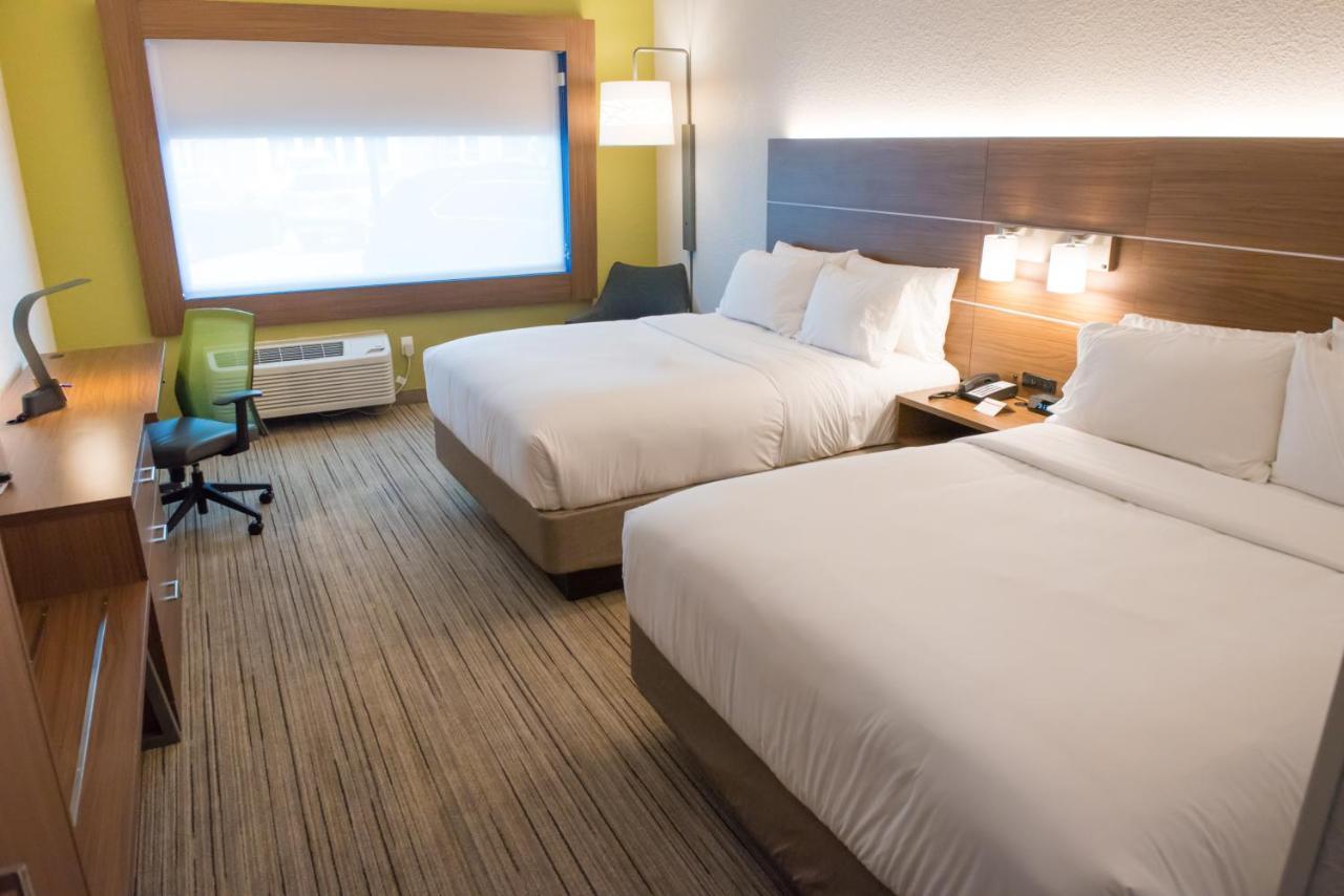 Holiday Inn Express Hotel & Suites Goshen By Ihg Екстериор снимка