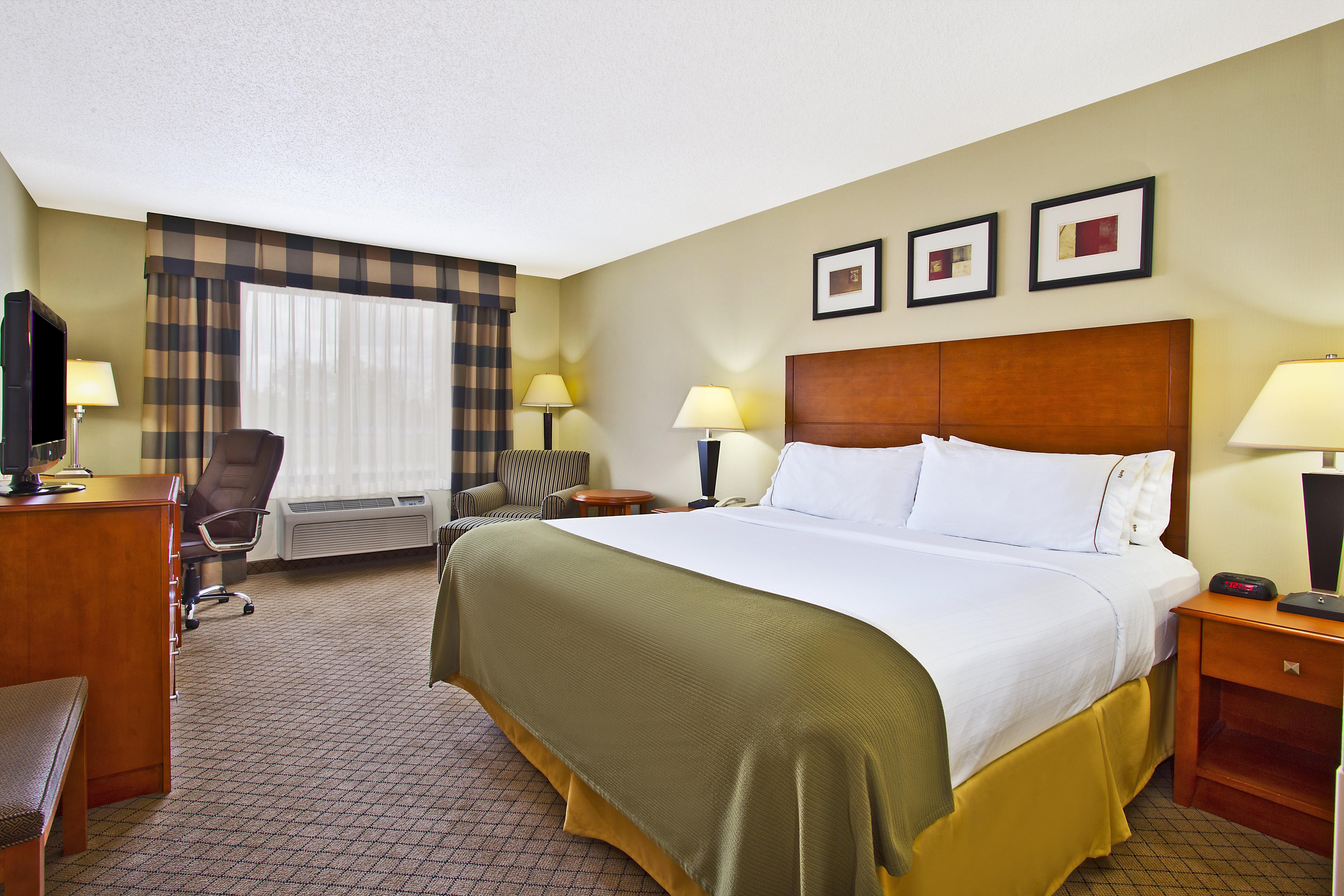 Holiday Inn Express Hotel & Suites Goshen By Ihg Екстериор снимка