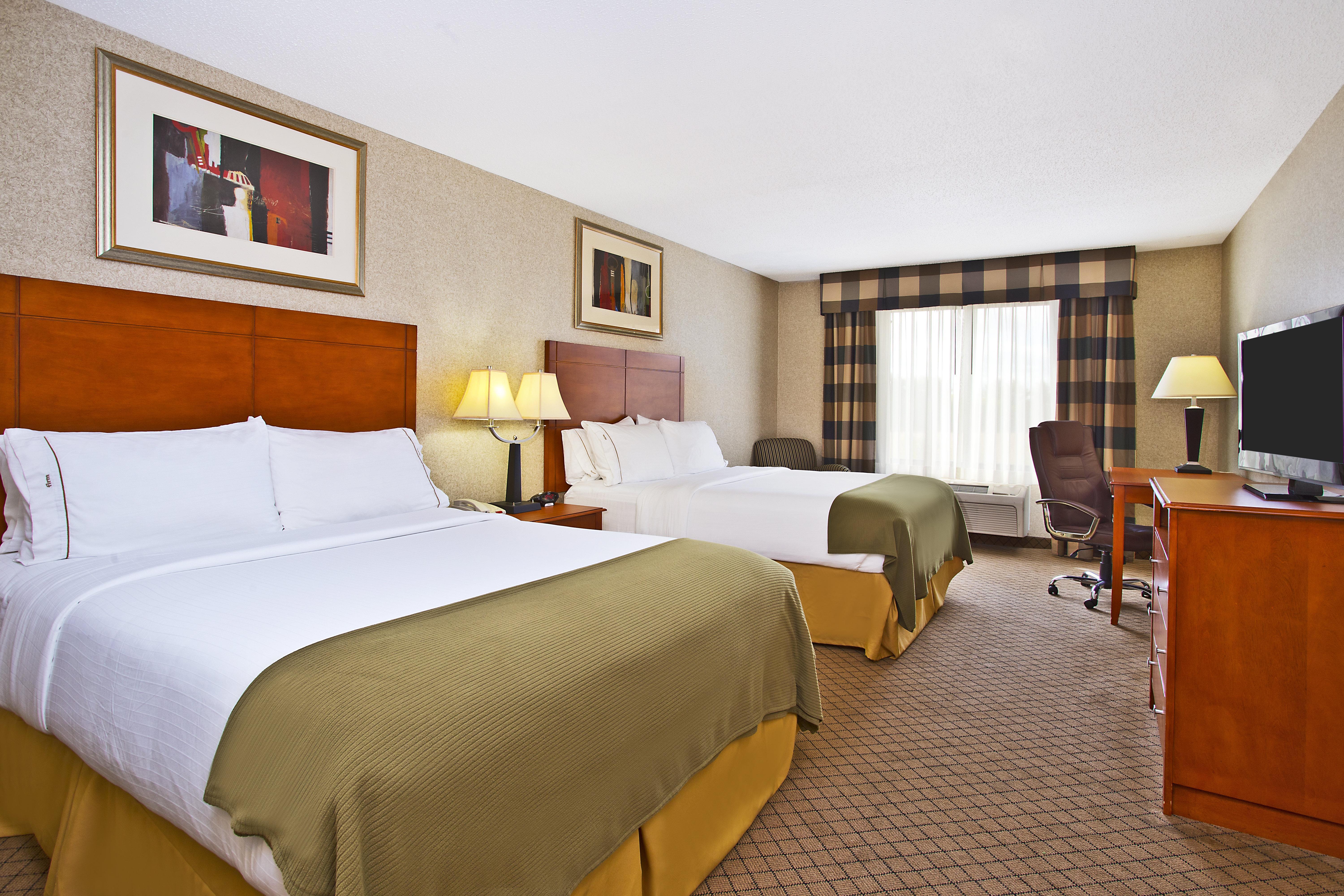 Holiday Inn Express Hotel & Suites Goshen By Ihg Екстериор снимка