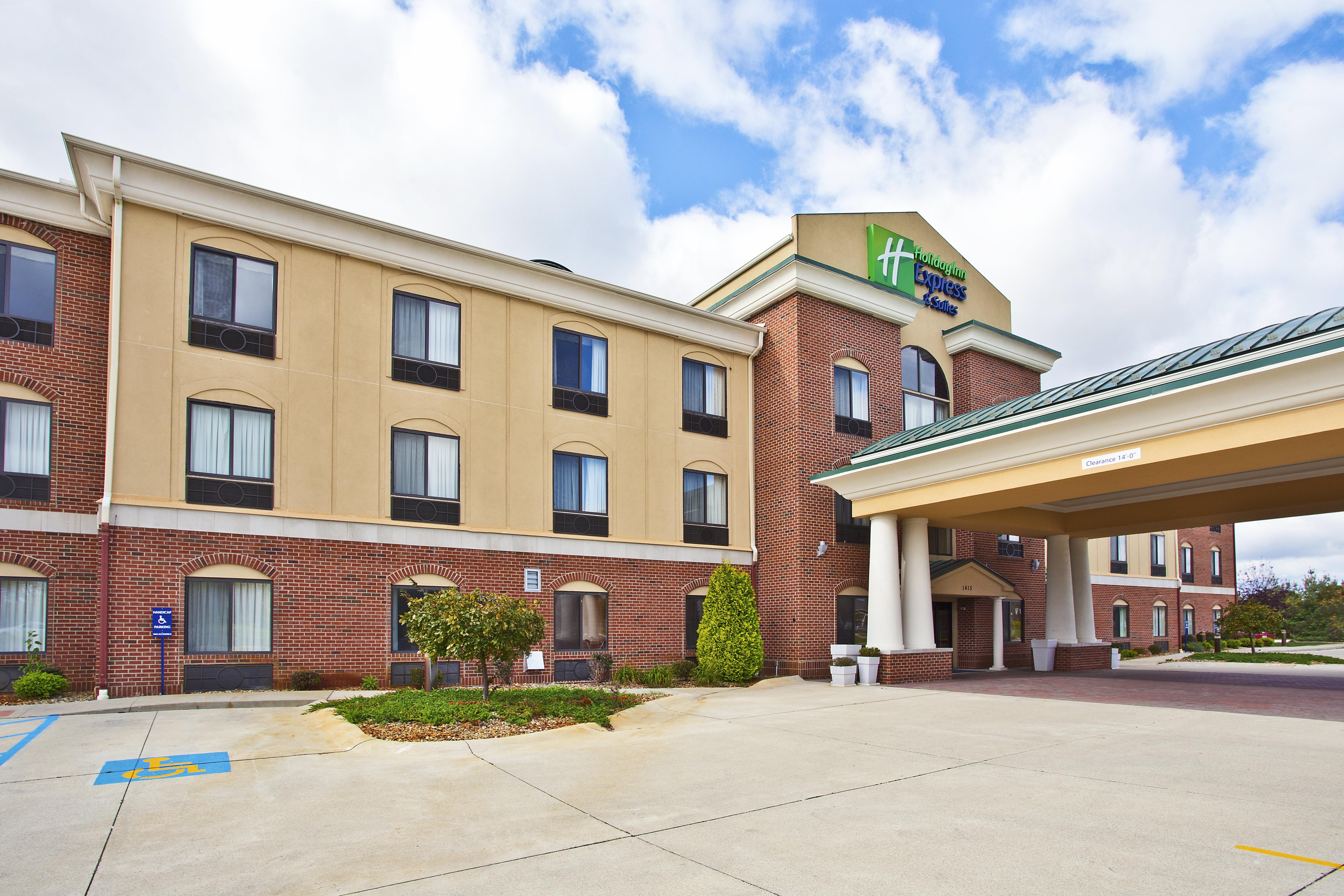 Holiday Inn Express Hotel & Suites Goshen By Ihg Екстериор снимка